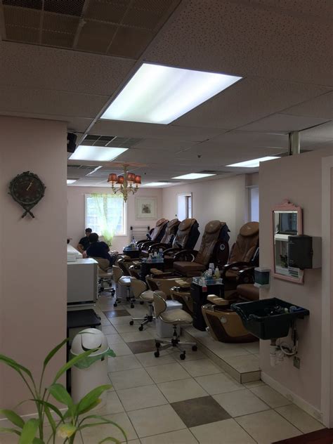 martinsville nail salon